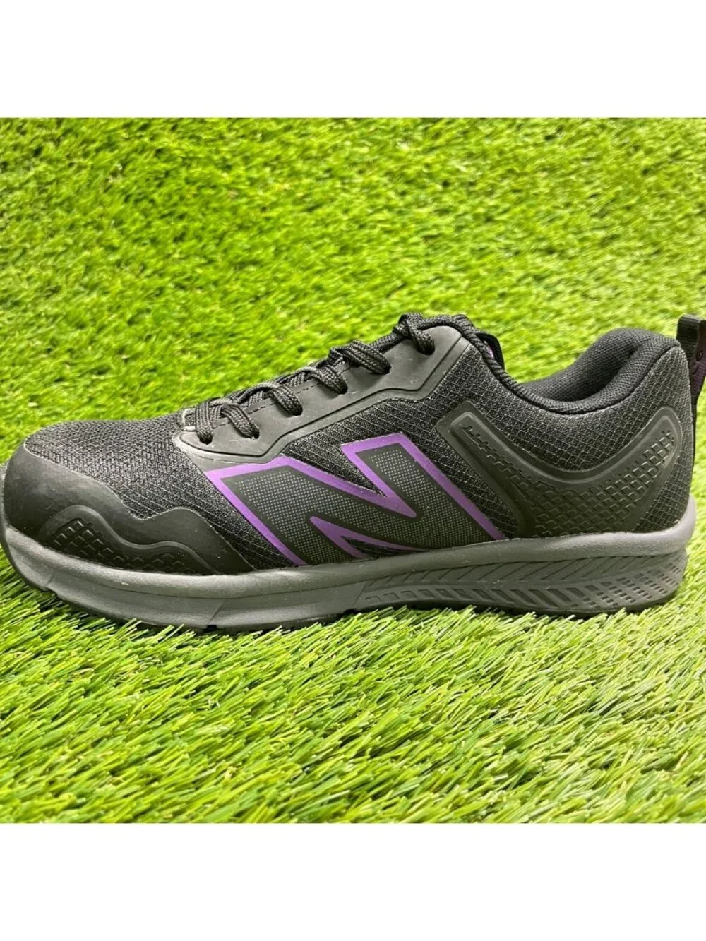 New Balance Evolve Womens Size 6 Black Purple Gray Alloy Toe Safety Work Shoes